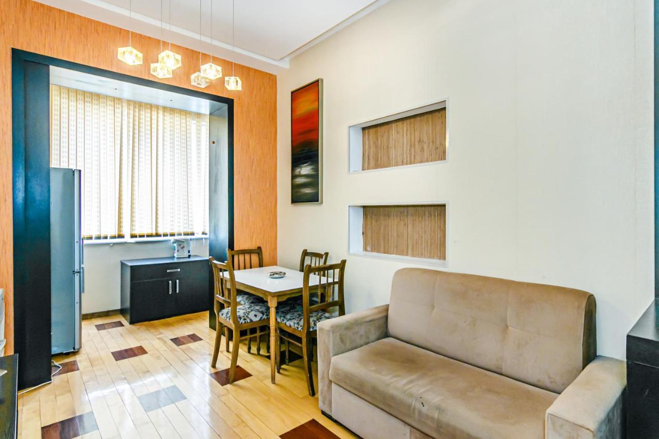 Lovely Sweet Apartment Baku Eksteriør bilde